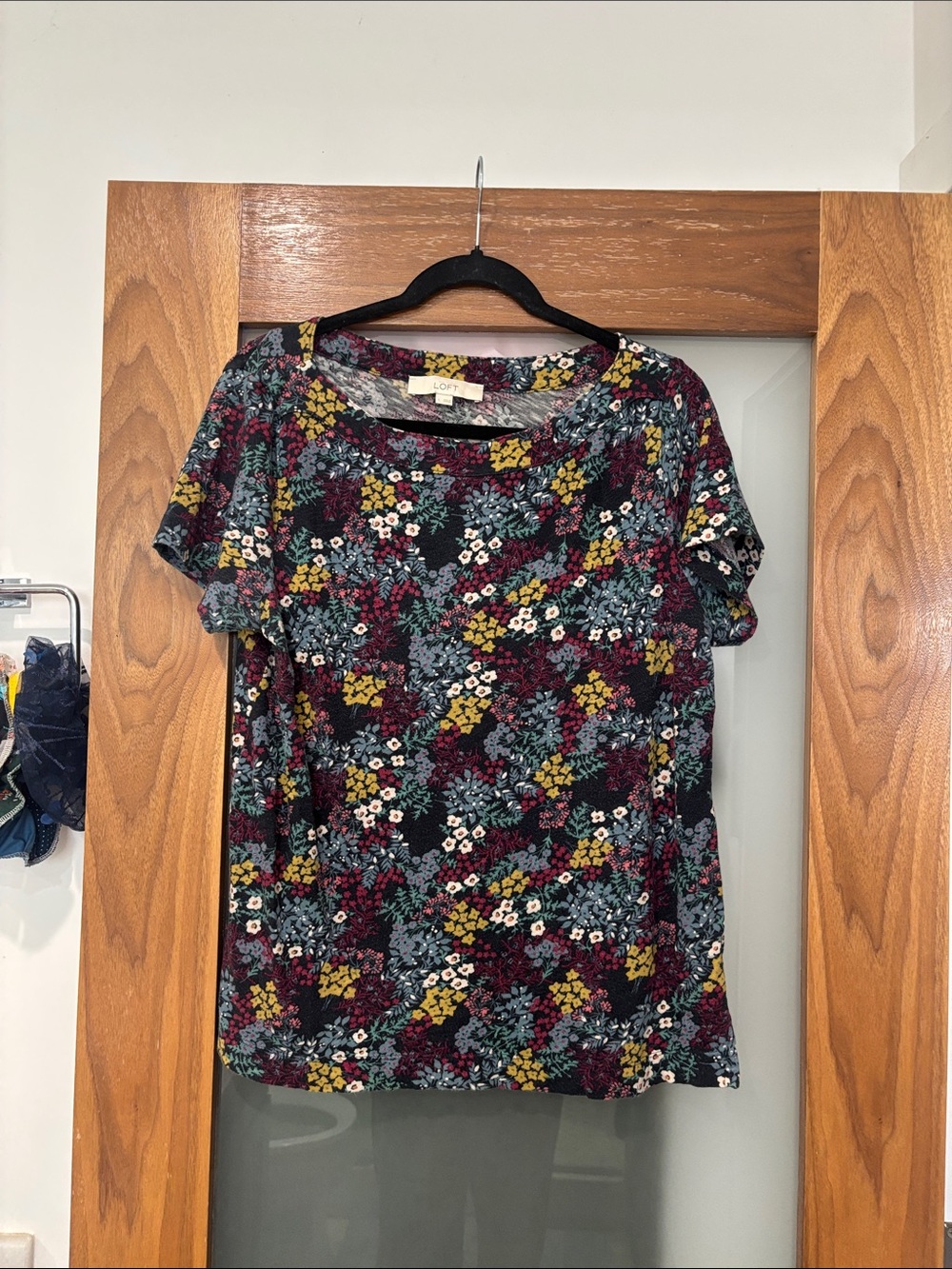 Women’s Short Sleeve Floral Tee - Multi Floral
